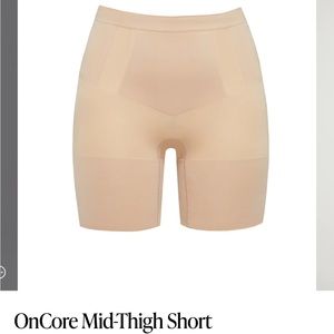 ONCORE MID-THIGH SHORT